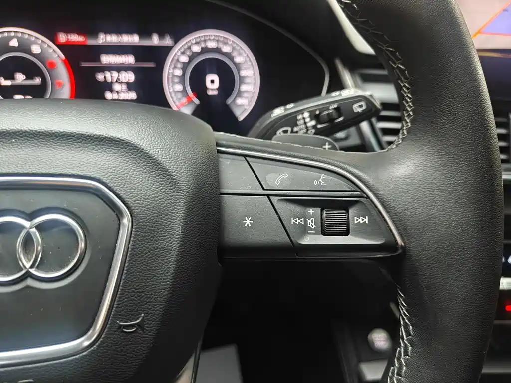 Audi Q5L 2022 40T Luxury