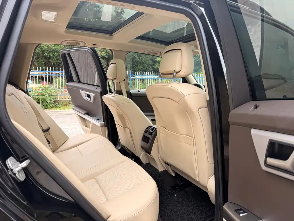 Mercedes-Benz GLK-Class — миниатюра 11