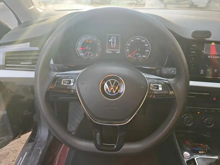 Volkswagen Lavida — миниатюра 15