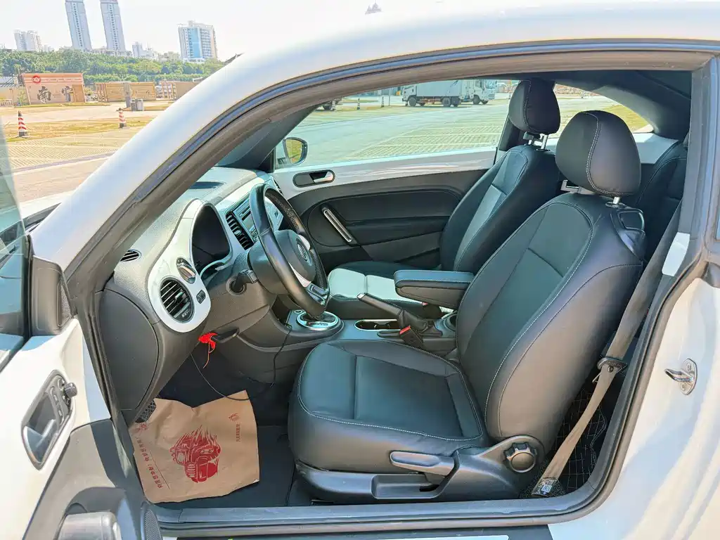 Volkswagen Beetle — миниатюра 10