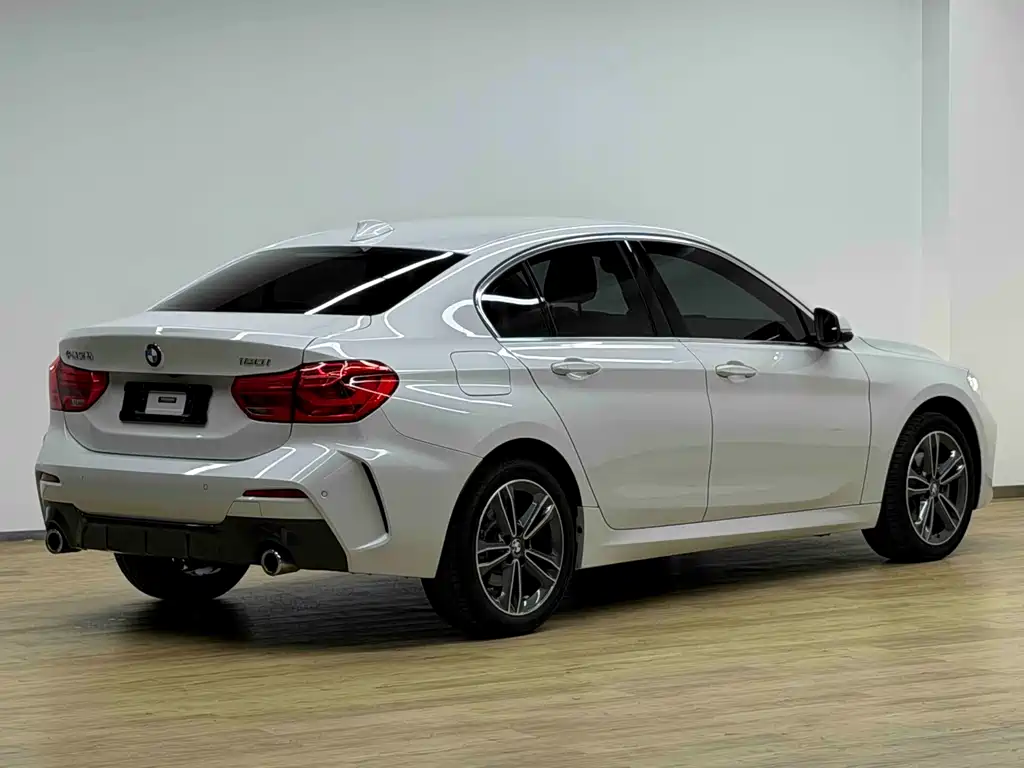 BMW 1 Series — миниатюра 28