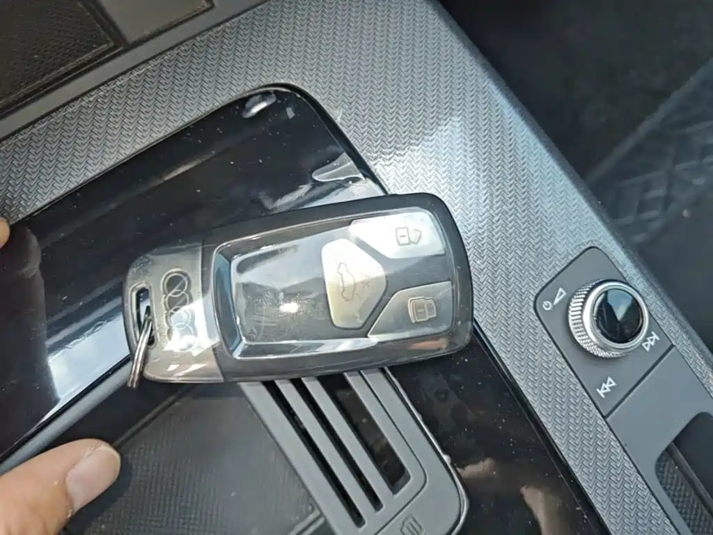 Audi Q5L — миниатюра 9