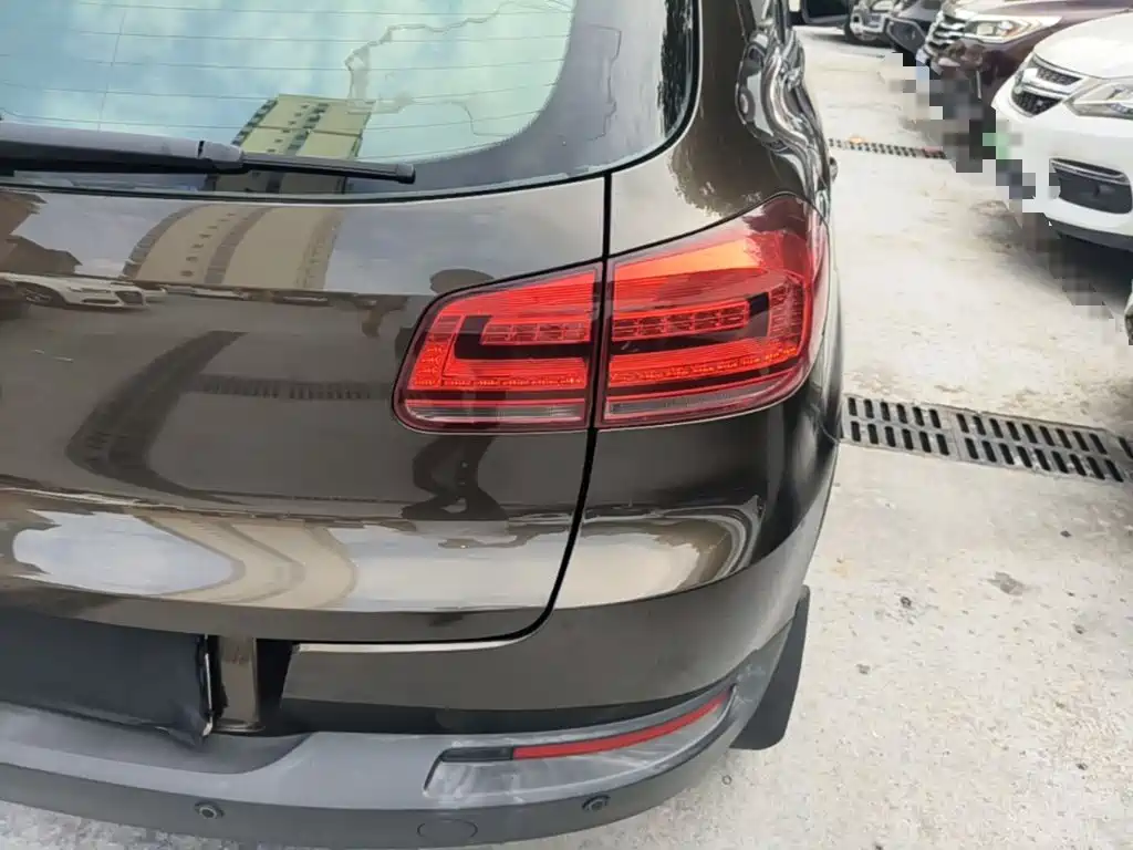 Volkswagen Tiguan — миниатюра 8