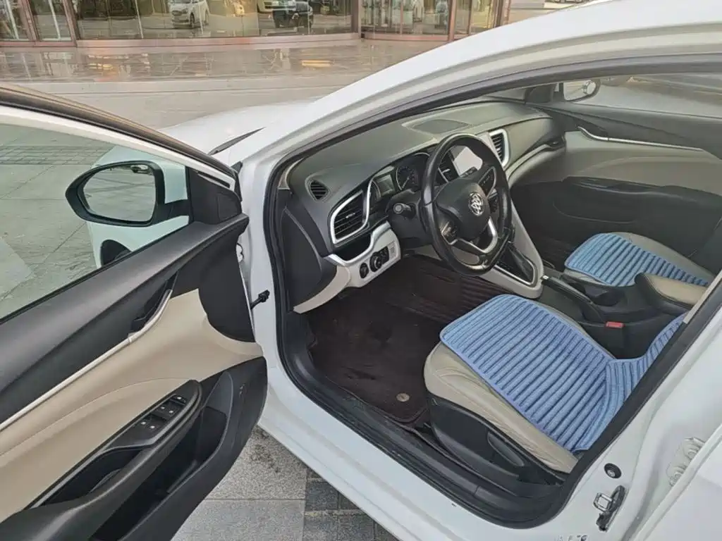 Buick Excelle — миниатюра 12