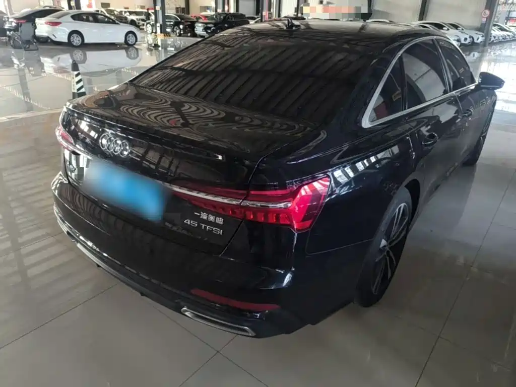 Audi A6L — миниатюра 7