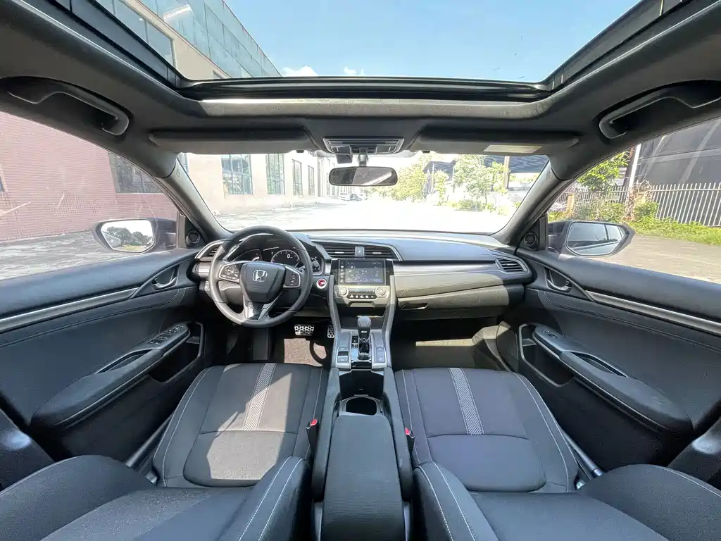 Honda Civic — миниатюра 13