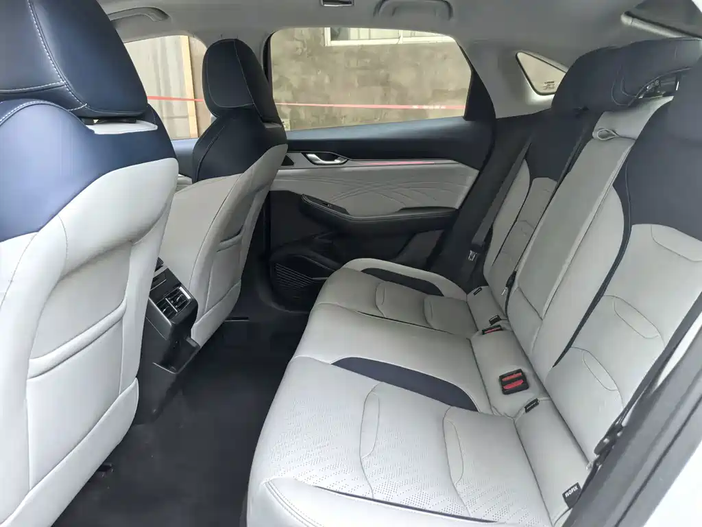 Geely Xingrui — миниатюра 7