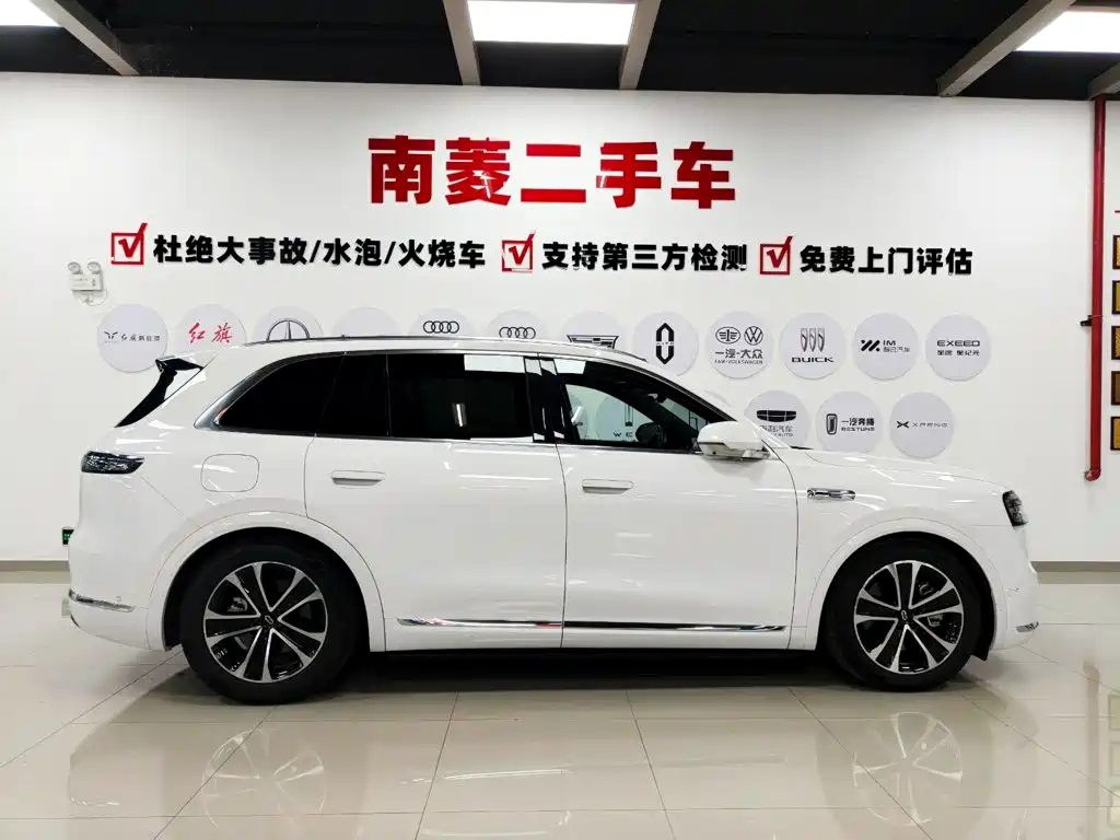AITO Wenjie AITO M7 — миниатюра 8
