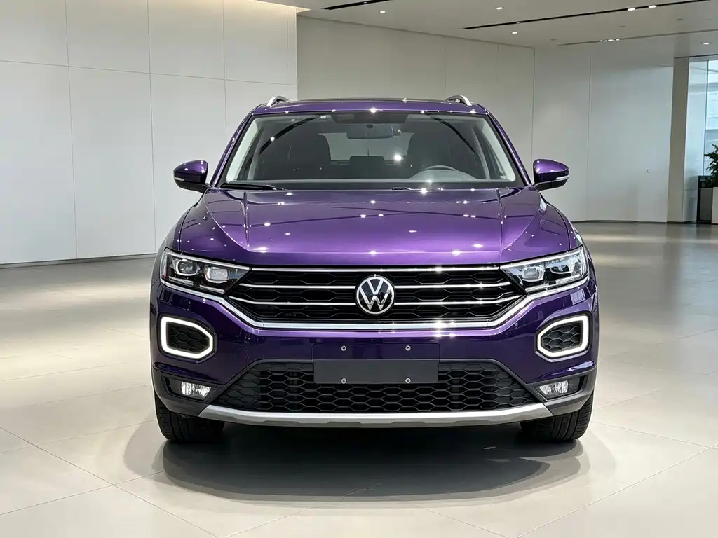 Volkswagen T-Roc — миниатюра 2