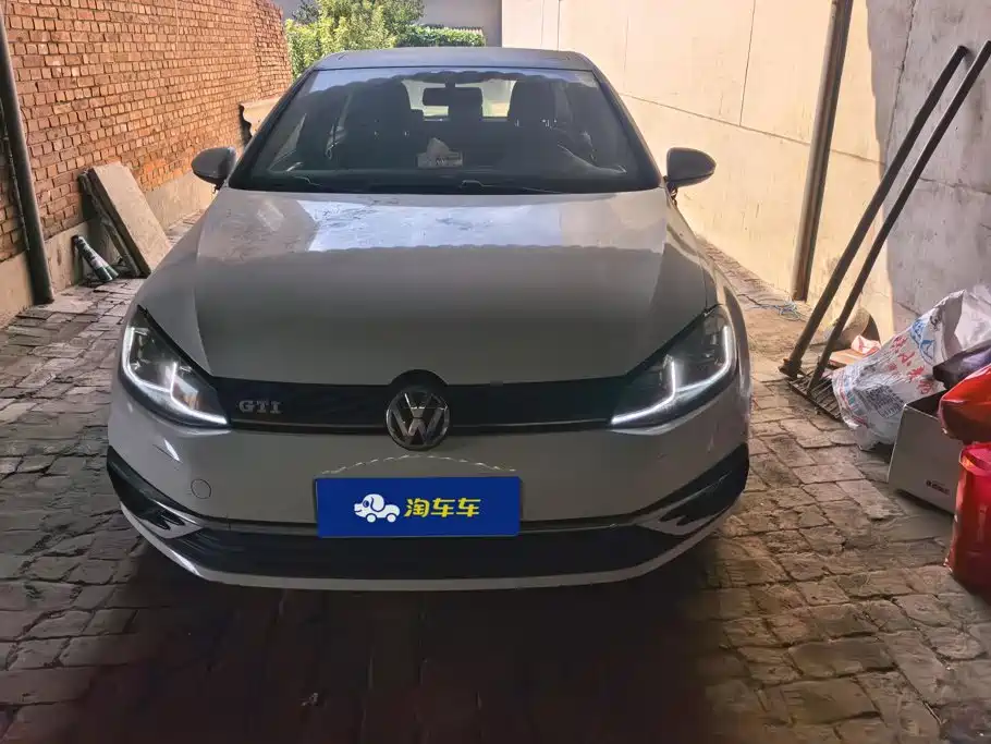 Volkswagen Golf — миниатюра 2