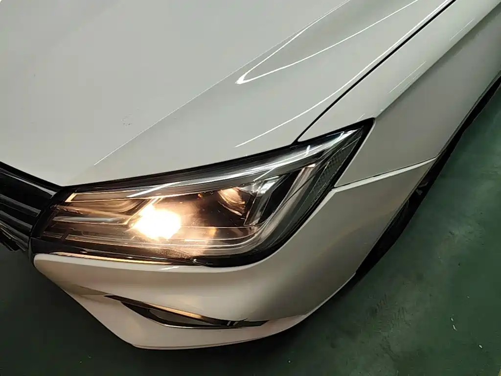 Roewe i5 — миниатюра 24