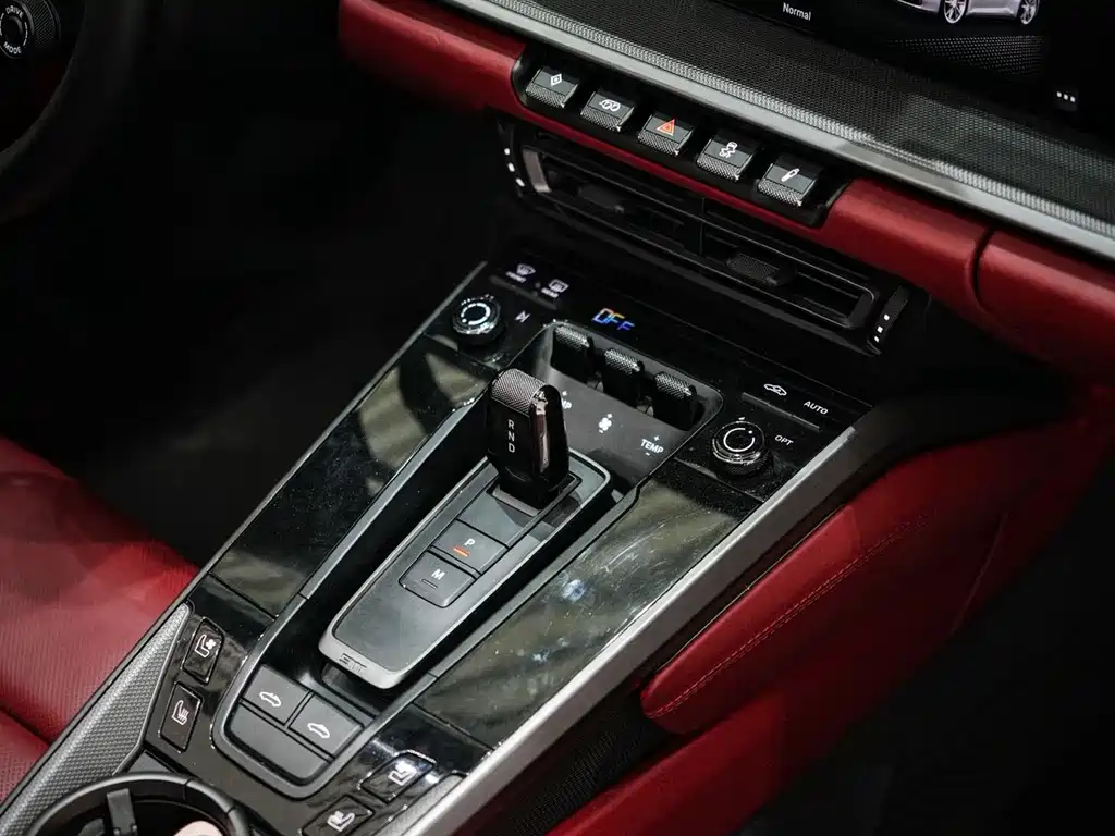 Porsche 911 2023 Targa 4 3.0T
