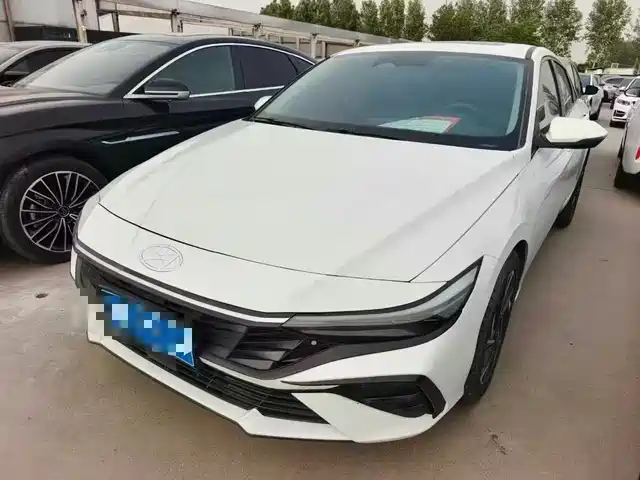 MODERN ELANTRA 2023