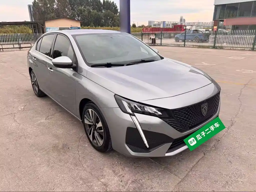 Peugeot 408 — миниатюра 4