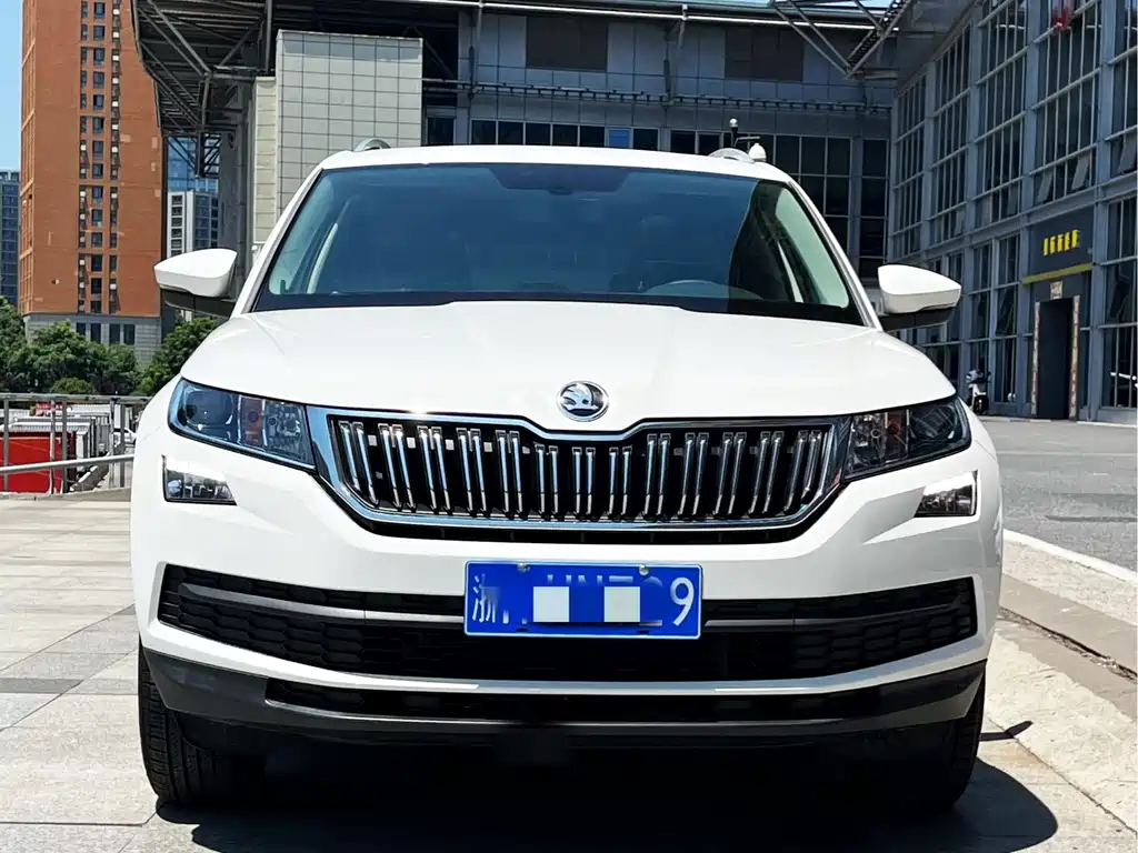 Skoda Kodiaq 2018 TSI330 5 мест Comfort