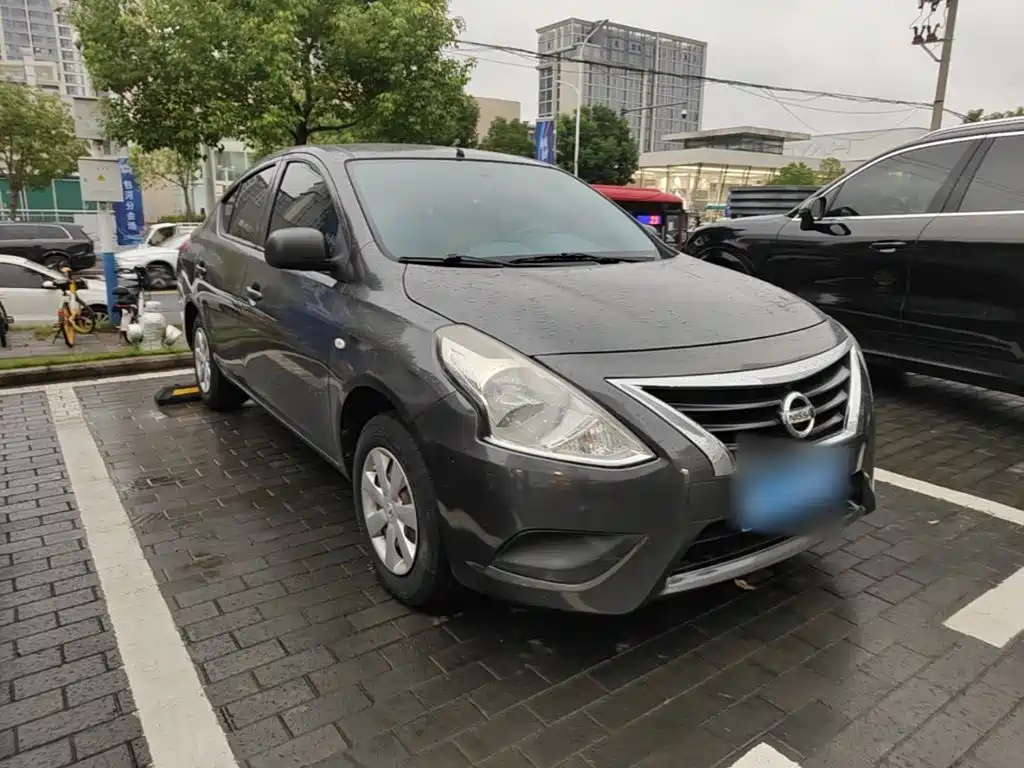 Nissan Sunny — миниатюра 4