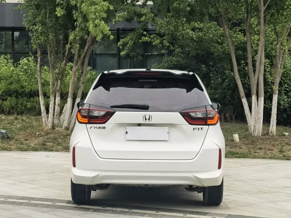 Honda Fit — миниатюра 5