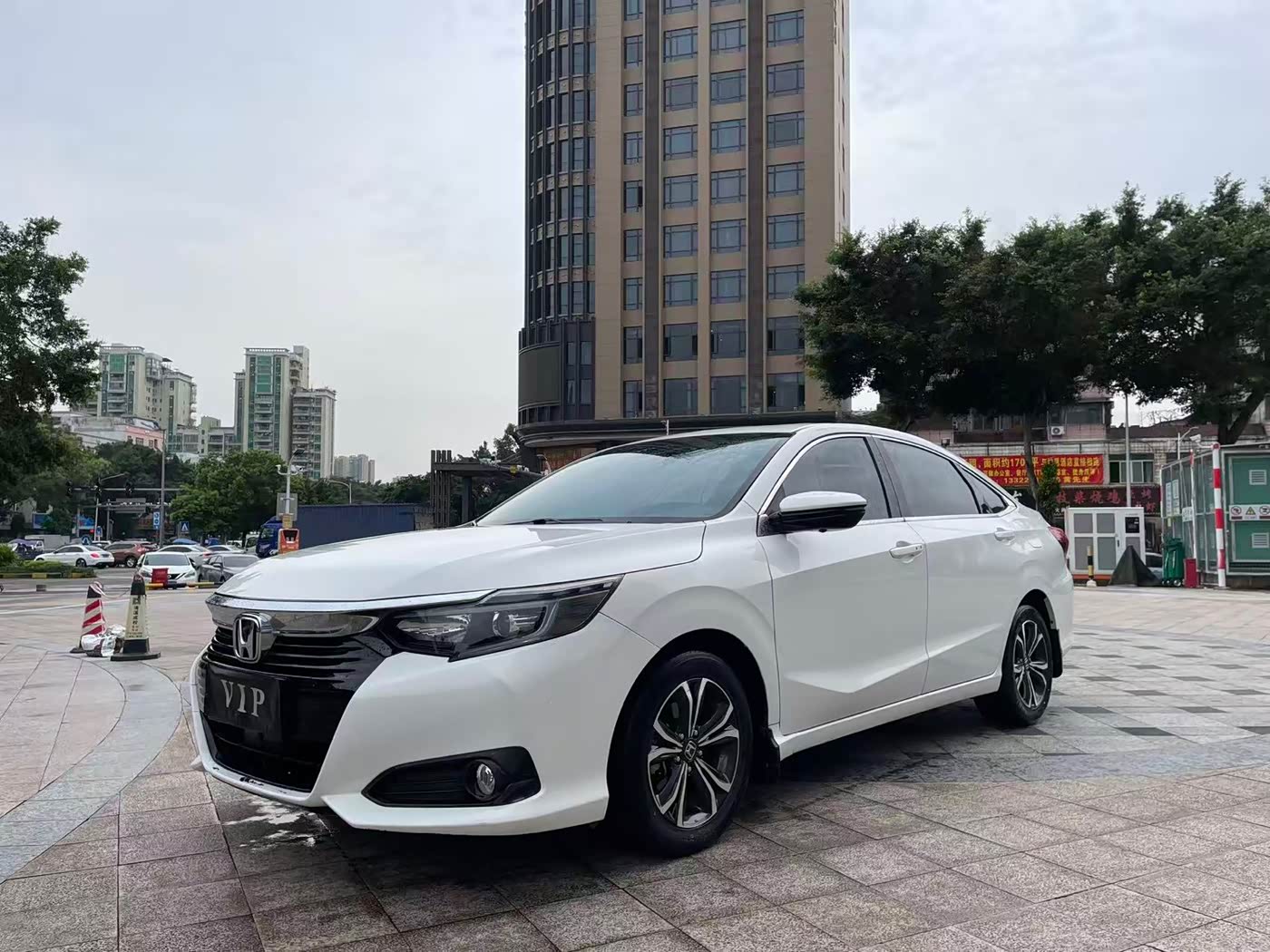 Honda Crider 1.0 л 2022 г. Белый, пробег 34000 км