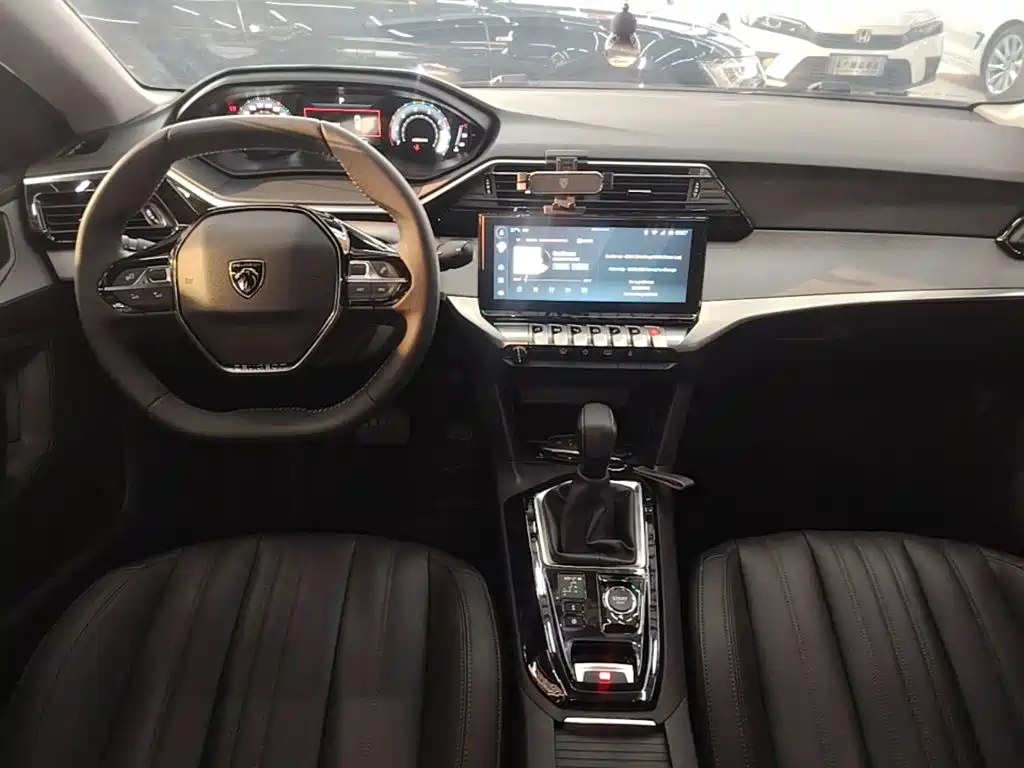 Peugeot 408 — миниатюра 10