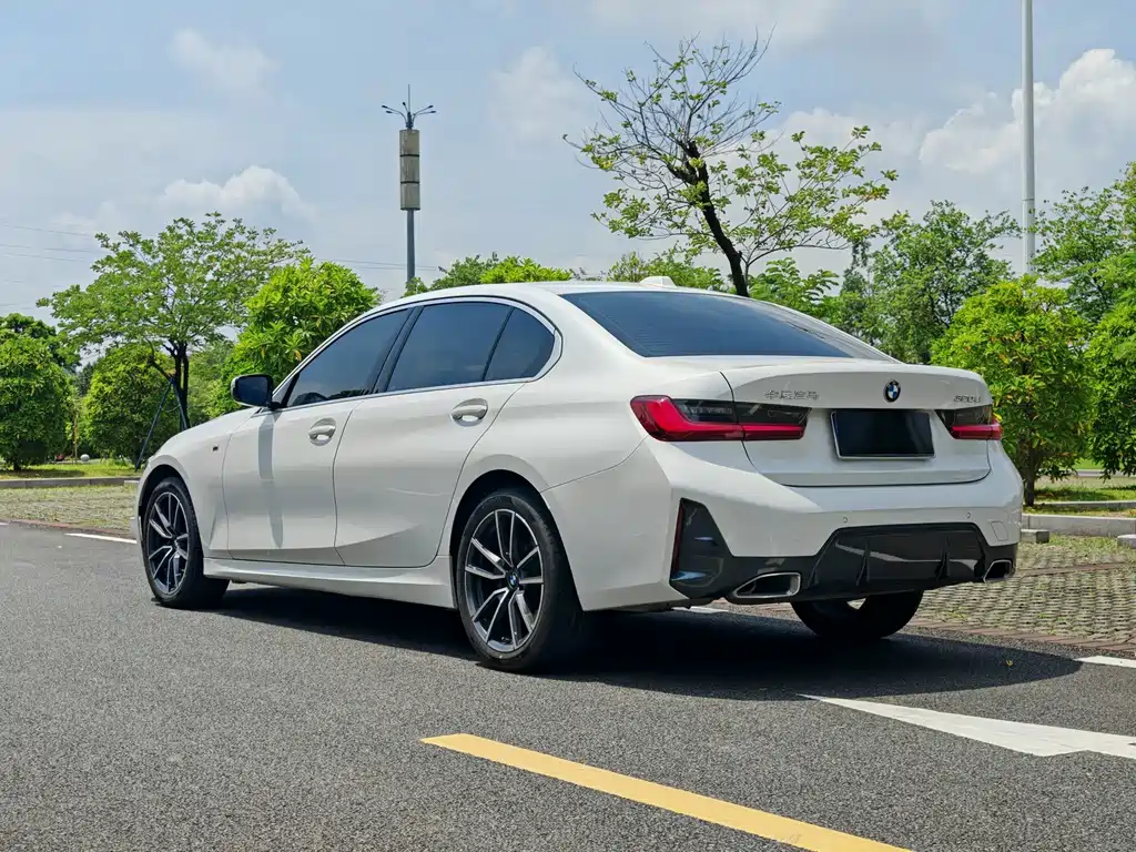 BMW 3 Series — миниатюра 4