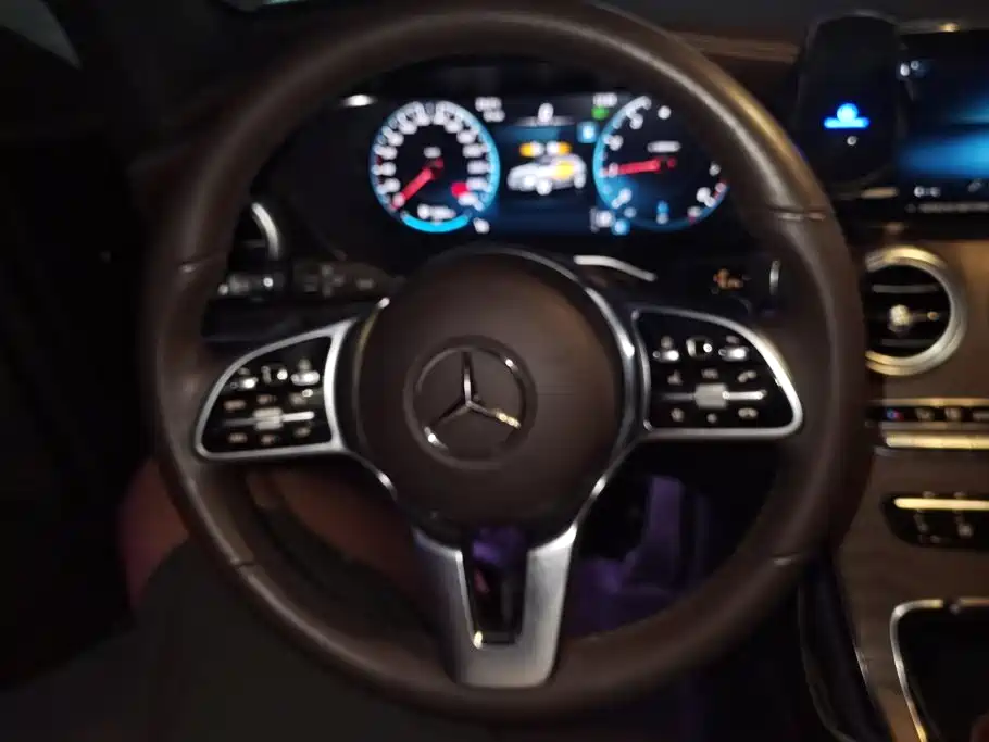 Mercedes-Benz GLC — миниатюра 15