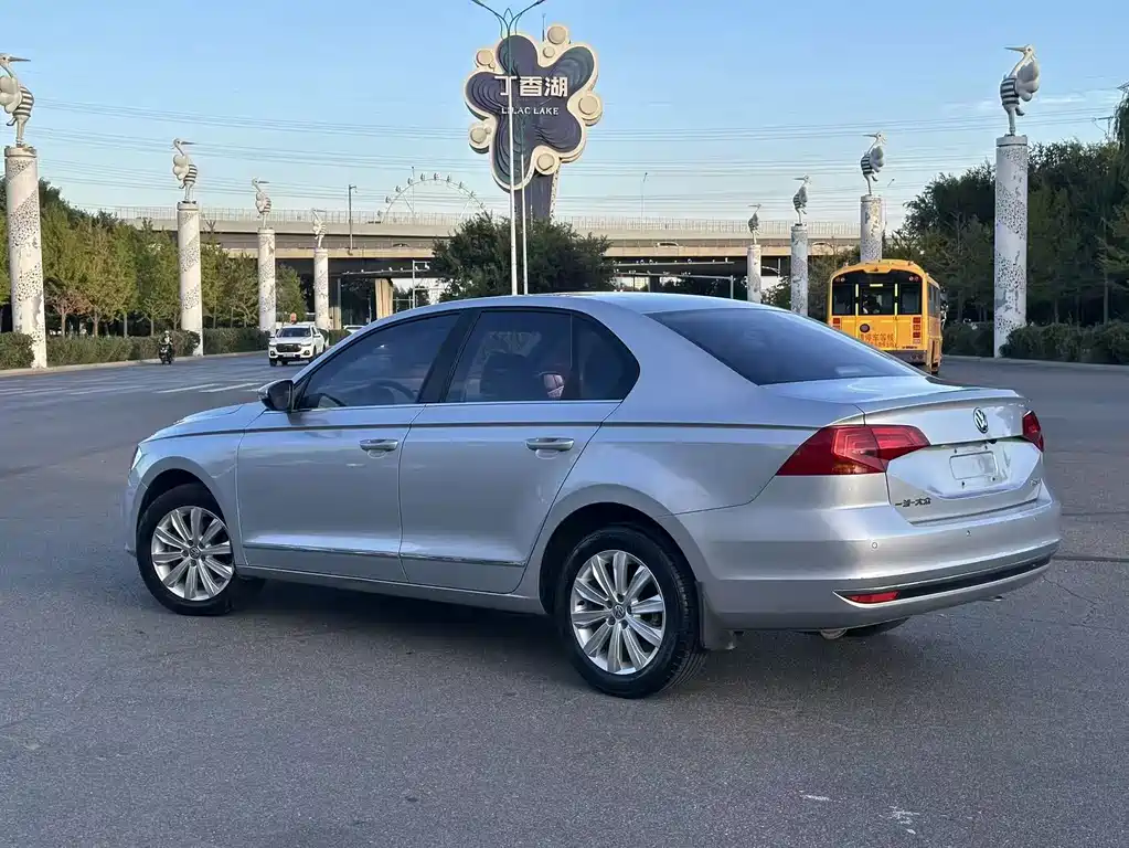 Volkswagen Bora — миниатюра 9
