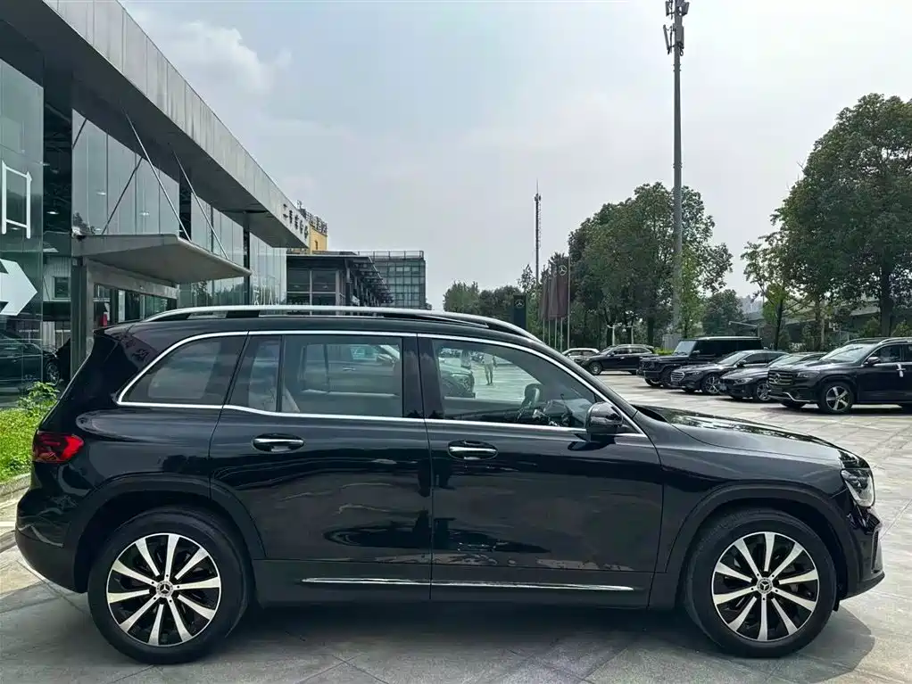Mercedes-Benz GLB 2024 GLB 220 Fashion