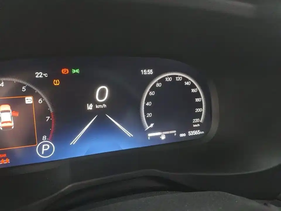 Toyota RAV4 — миниатюра 8
