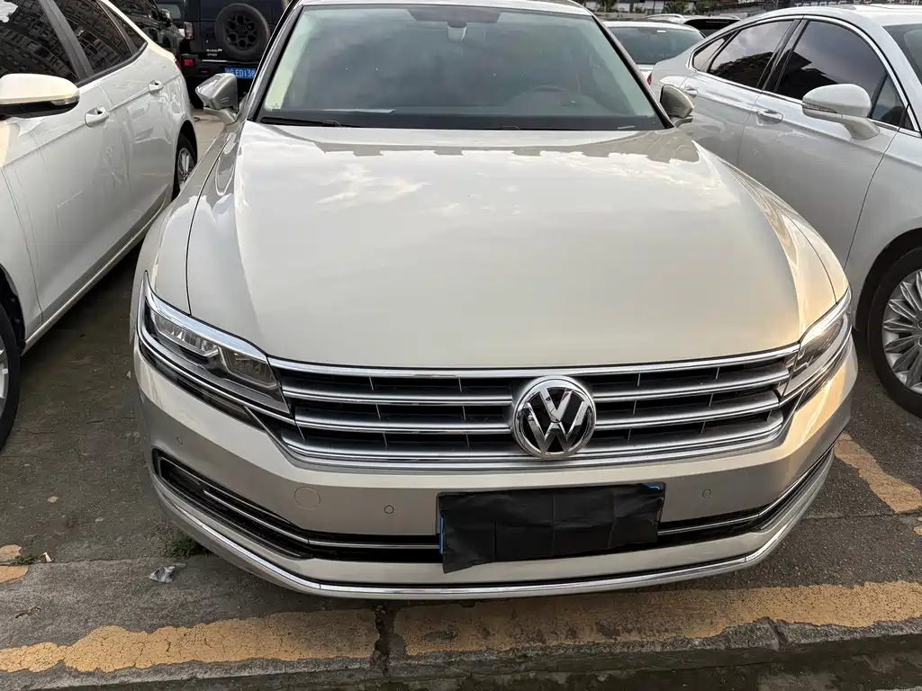 Volkswagen Phideon — миниатюра 2