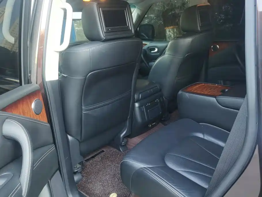 Infiniti QX80 — миниатюра 10