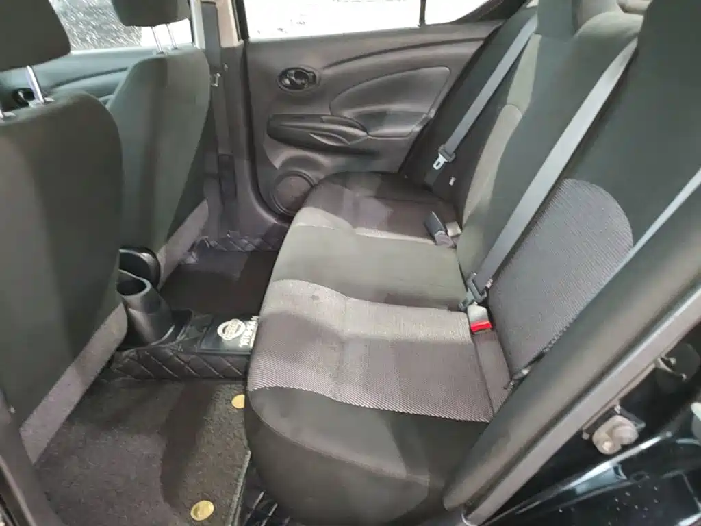Nissan Sunny — миниатюра 17