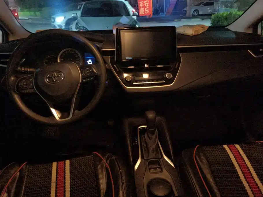 Toyota Corolla — миниатюра 12