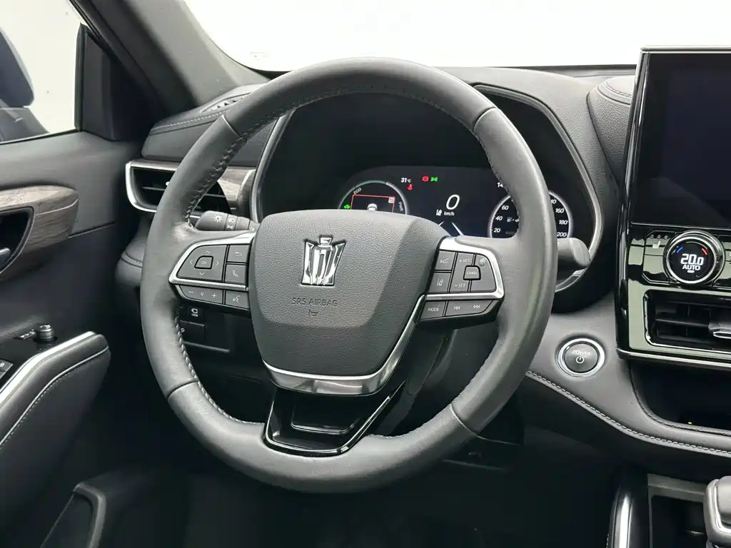 Toyota Crown Kluger — миниатюра 17