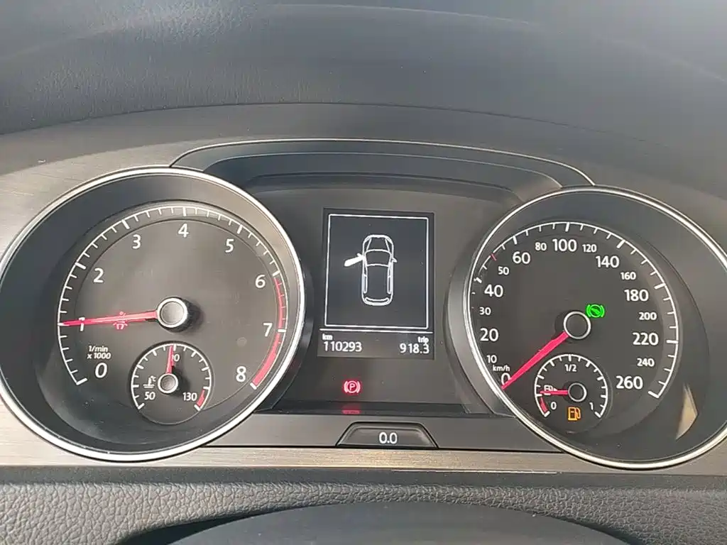 Volkswagen Golf — миниатюра 12