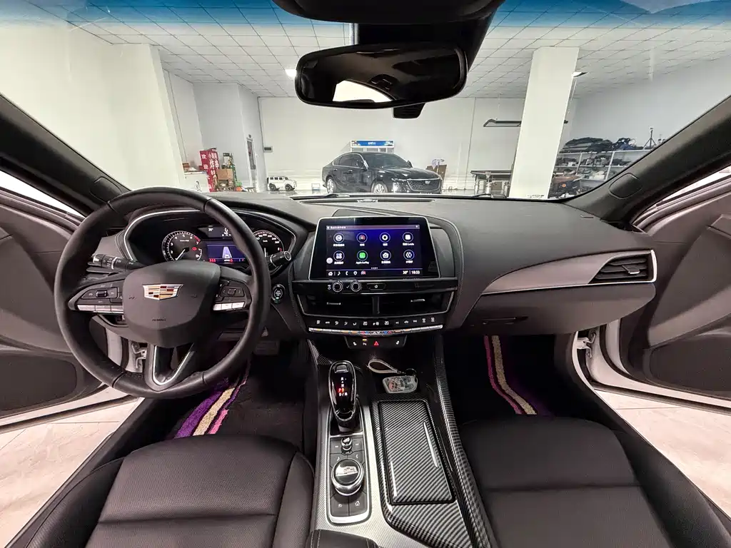 Cadillac CT5 — миниатюра 14