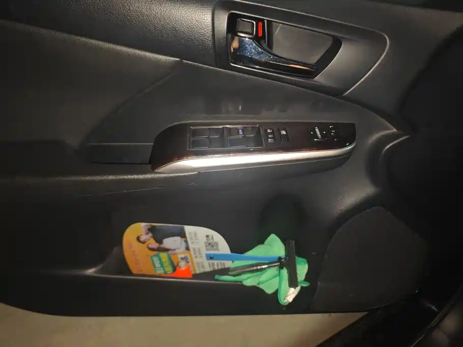Toyota Camry — миниатюра 7