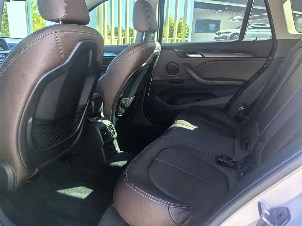 BMW X1 — миниатюра 8
