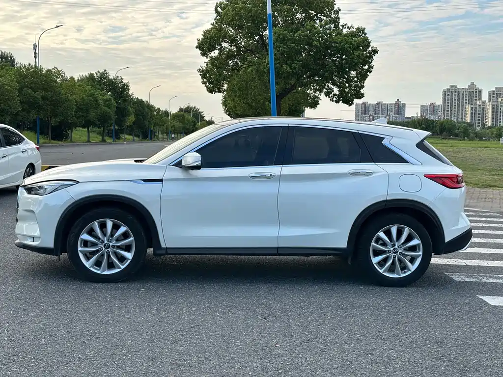 Infiniti QX50 — миниатюра 7