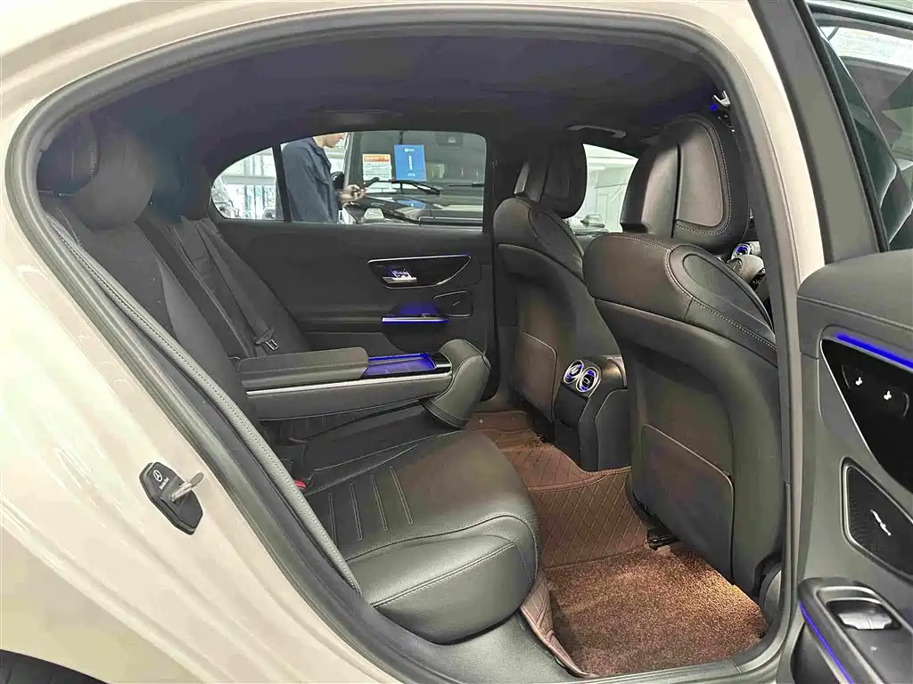 Mercedes-Benz C-Class — миниатюра 29