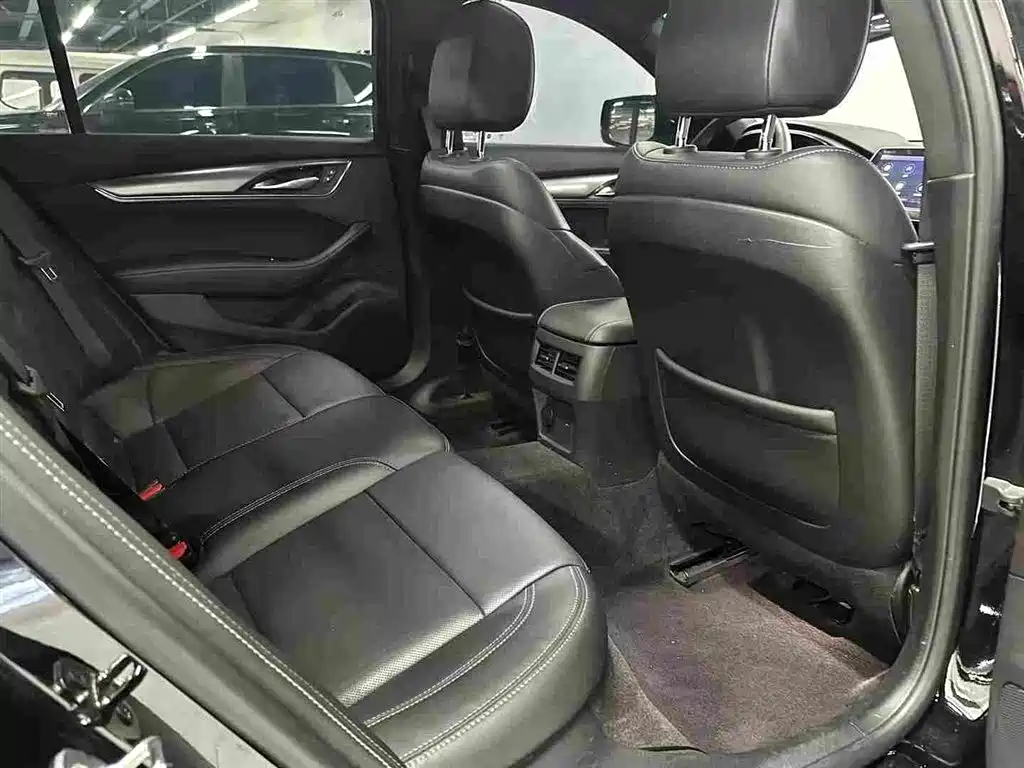 Cadillac CT5 — миниатюра 14