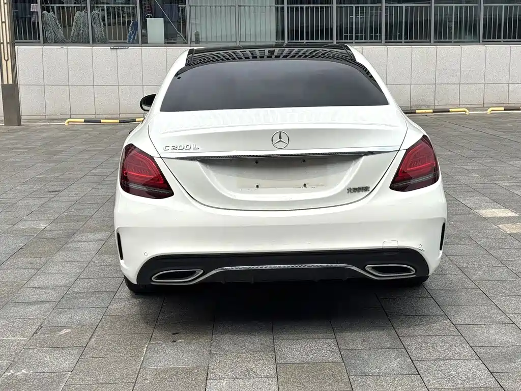 Mercedes-Benz C-Class — миниатюра 3
