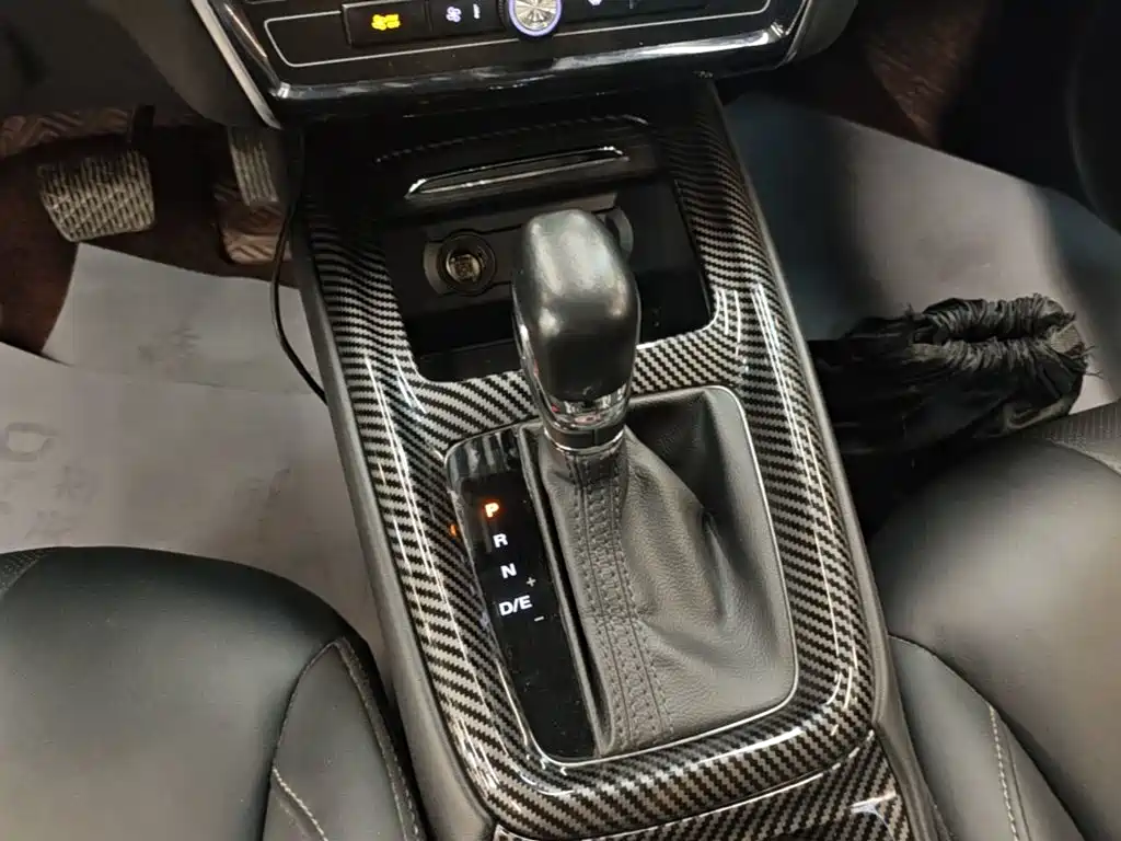 Roewe i5 — миниатюра 14