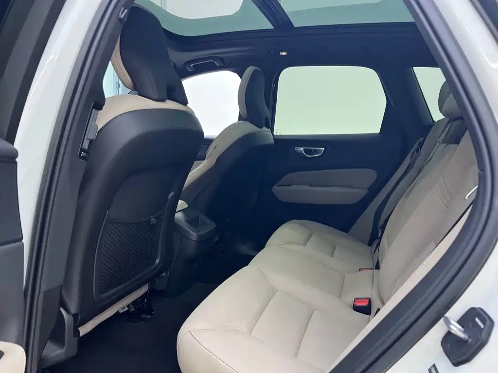 Volvo XC60 — миниатюра 19