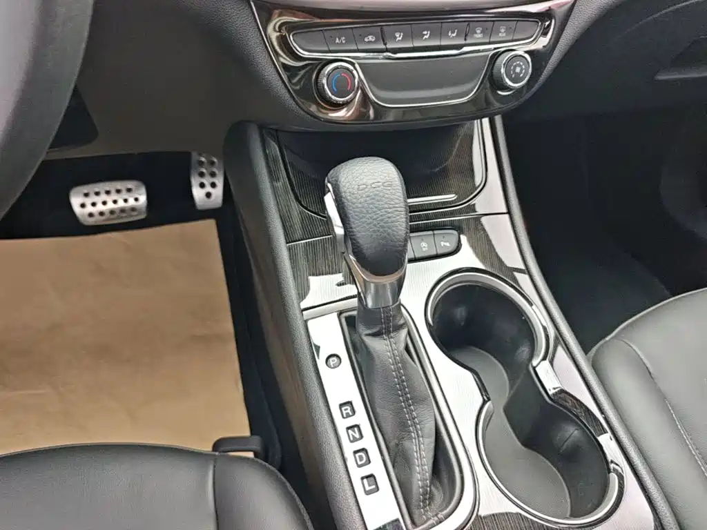 Buick Verano — миниатюра 14