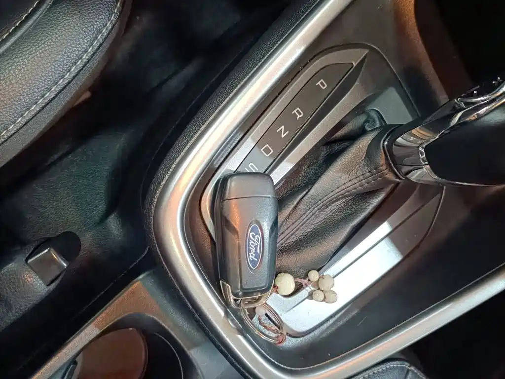Ford Escort — миниатюра 9