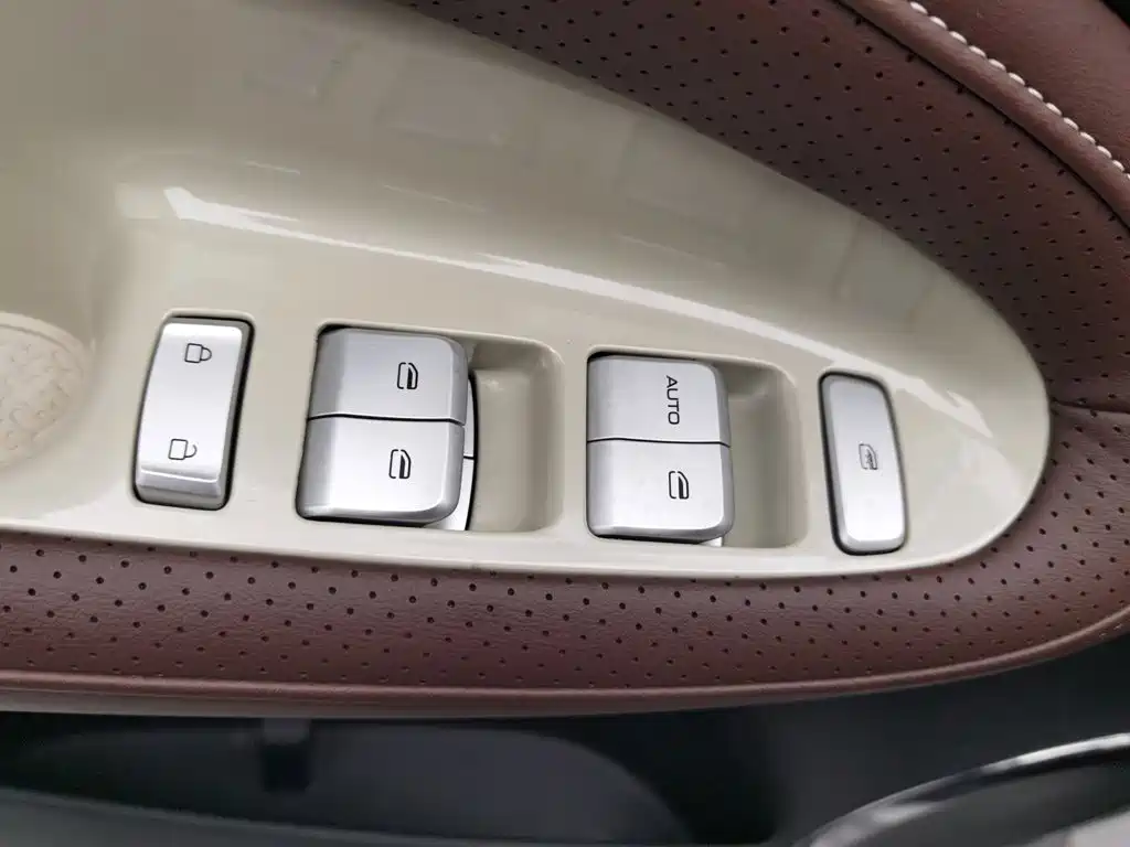 Wuling Bingo — миниатюра 9