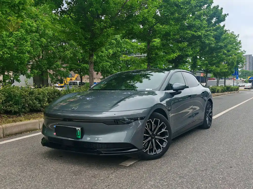 Zeekr 007 2024
