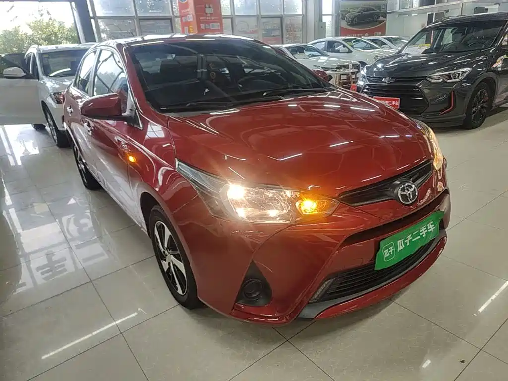 Toyota Yaris L — миниатюра 4