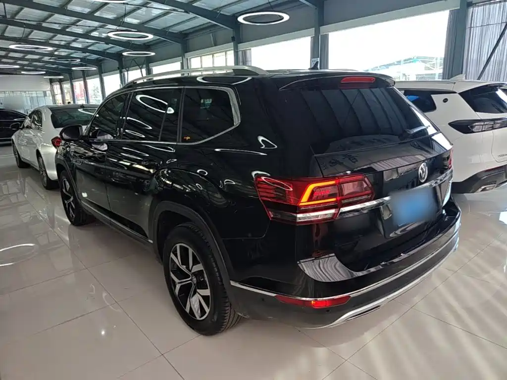 Volkswagen Teramont — миниатюра 5