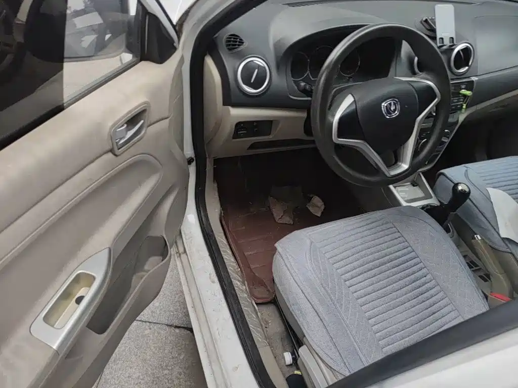 Changan V3 — миниатюра 17